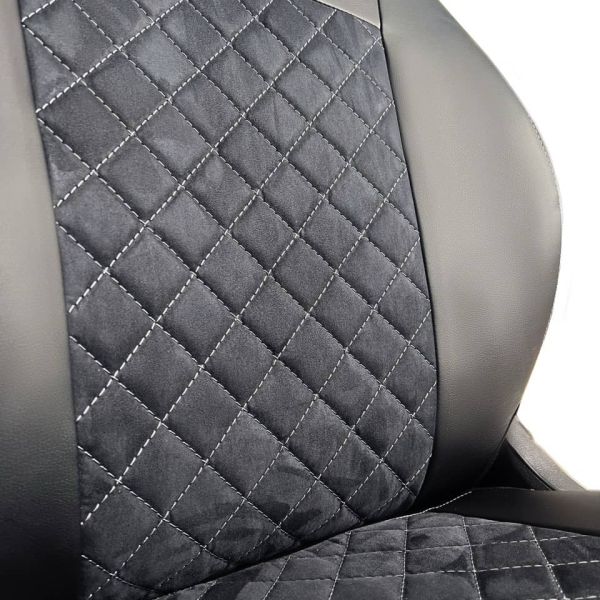 Чехлы Алькантара на Renault Arkana