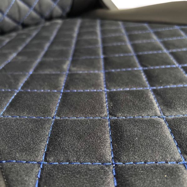 Чехлы Алькантара на Renault Arkana