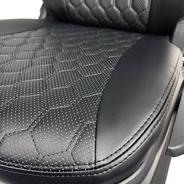 Чехлы Экокожа Ромб на Renault Arkana