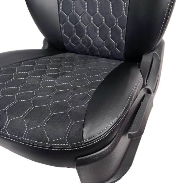 Чехлы Алькантара на Renault Arkana