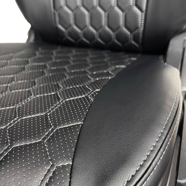 Чехлы Экокожа Ромб на Renault Arkana